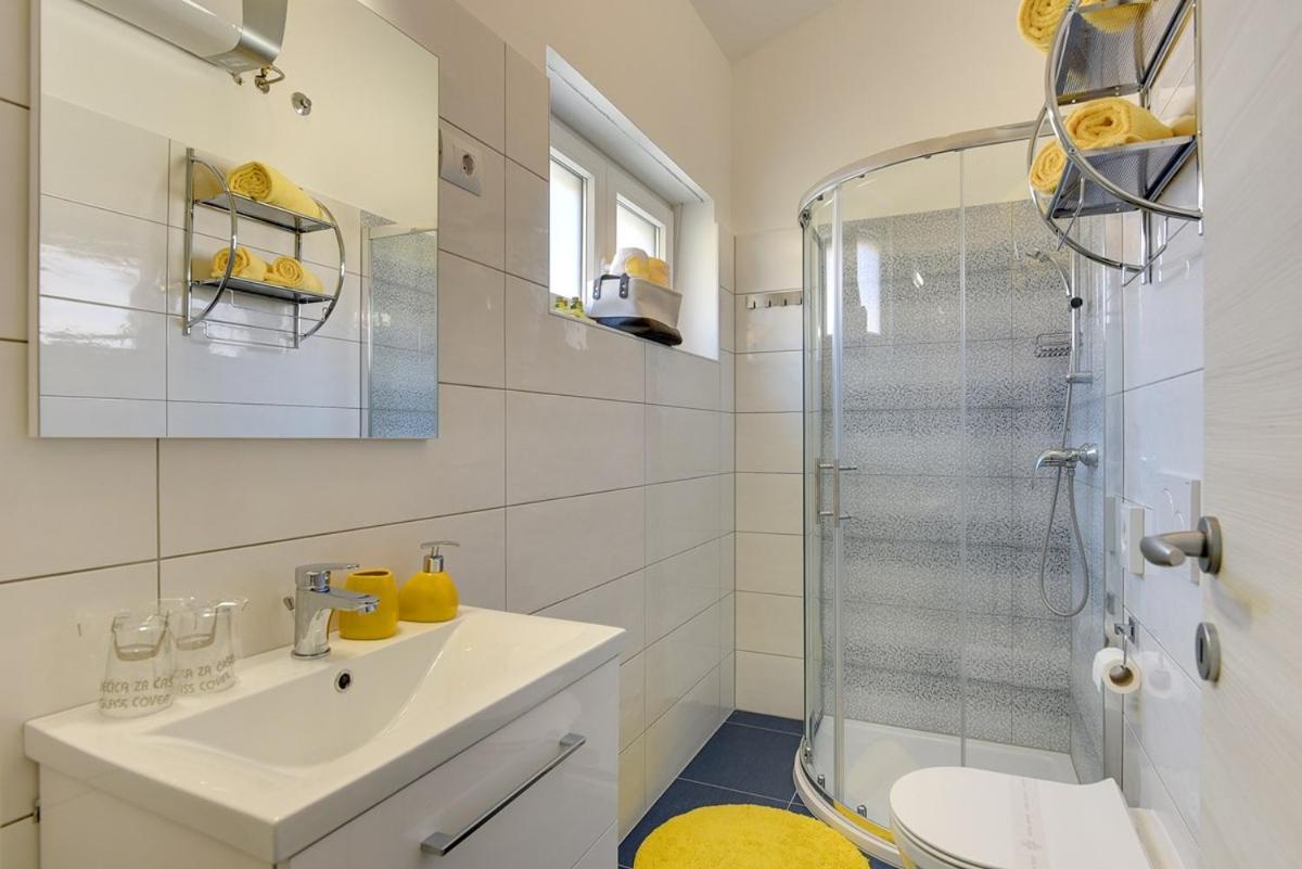 Villa Sunny Home Воднян Экстерьер фото