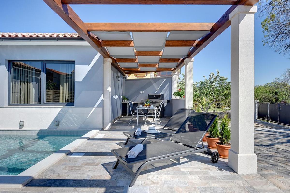 Villa Sunny Home Воднян Экстерьер фото